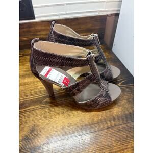 Michael‎ Michael Kors Tan Snaekskin Print Heels Size 7
